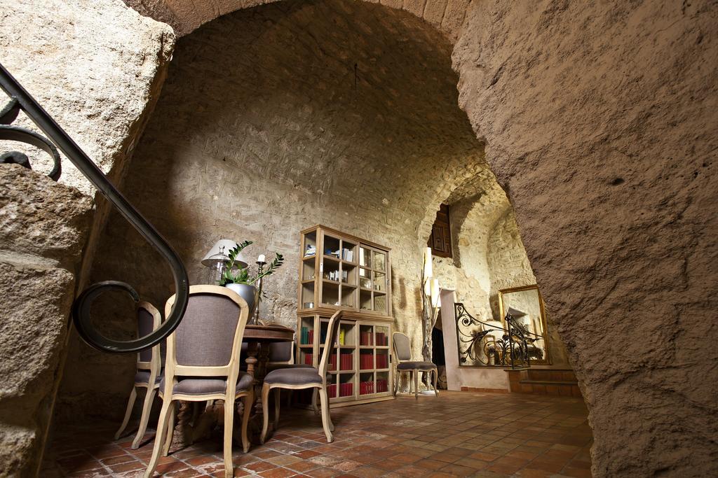 Chateau De Rochegude Exteriér fotografie